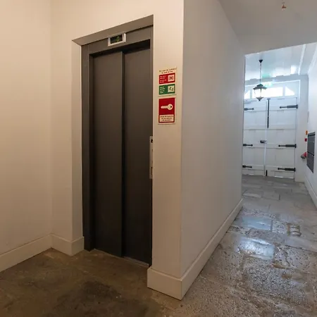 Lisbon's Heart Апартаменти Лісабон