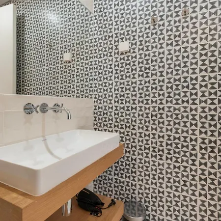 Lisbon's Heart * Лісабон