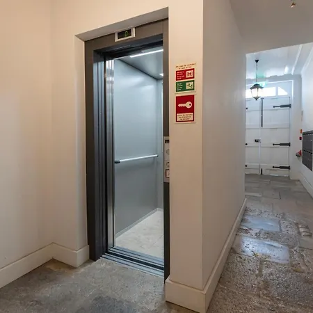 Lisbon's Heart Лісабон