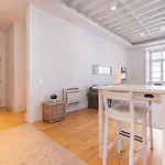 Lisbon's Heart Apartment *