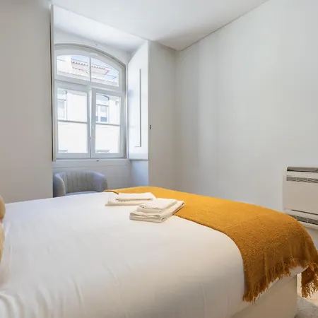 Lisbon's Heart Vi Apartment