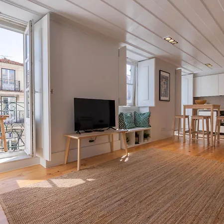 Lisbon's Heart Vi Apartment *